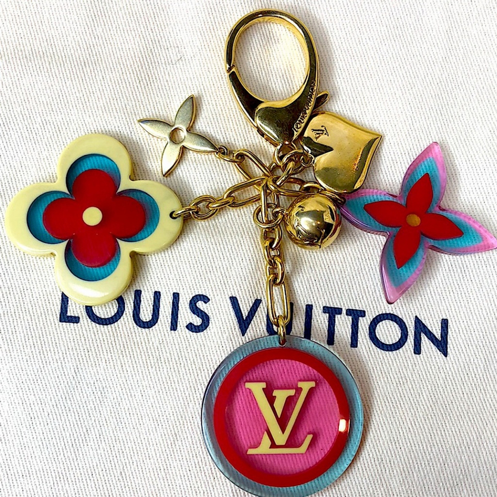 LOUIS VUITTON Bijoux Red Yellow Blue and Gold Plated Ball Flower Heart Charms - Picture 9 of 17